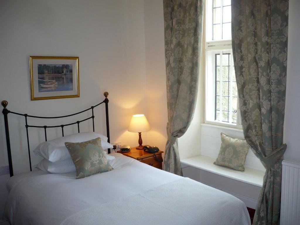Ash House Hotel Martock Стая снимка