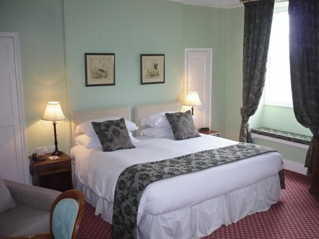 Ash House Hotel Martock Екстериор снимка